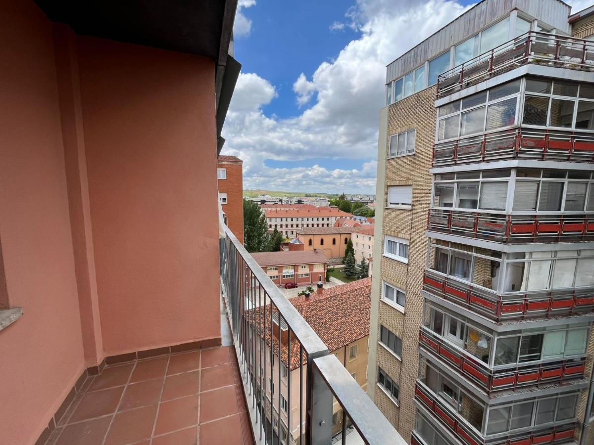 Atuaire Home Gran Apartamento Con Vistas A La Catedral De Бургос Екстер'єр фото