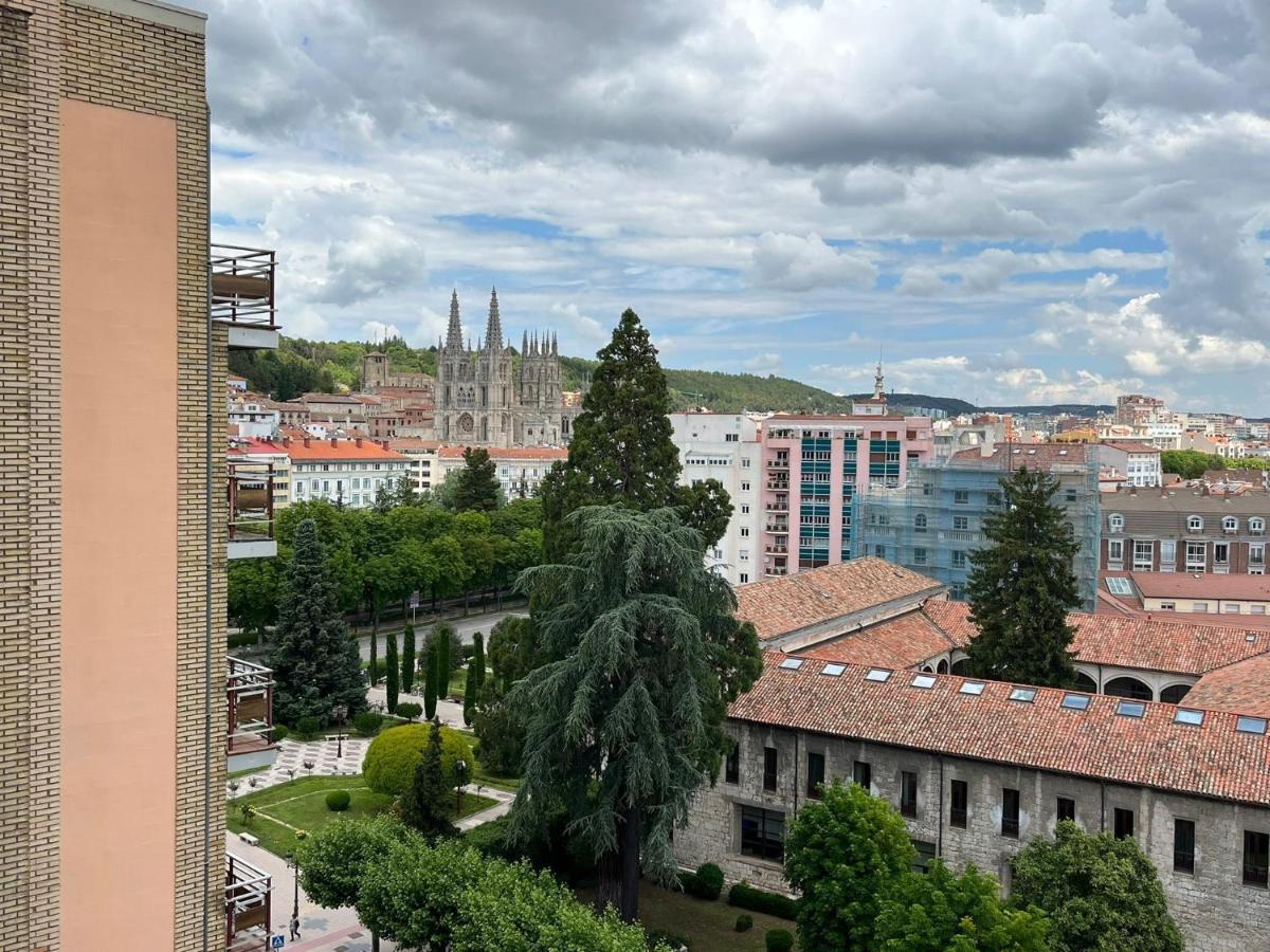 Atuaire Home Gran Apartamento Con Vistas A La Catedral De Бургос Екстер'єр фото