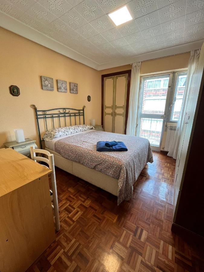 Atuaire Home Gran Apartamento Con Vistas A La Catedral De Бургос Екстер'єр фото